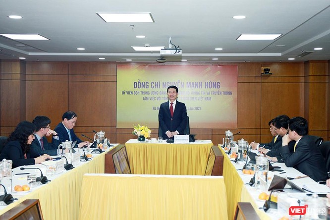 Bộ trưởng Nguyễn Mạnh Hùng: Ngành bưu chính cần giải quyết “nỗi đau” của XH, giúp dân thoát nghèo ảnh 2