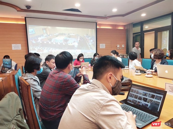 Hỗ trợ 100.000 đồng/ngày, xét nghiệm miễn phí COVID-19 đối với người cách ly tại nhà ảnh 1