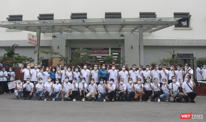 35 bác sĩ, điều dưỡng của Bệnh viện Hữu Nghị tham gia tiếp sức cho TP. HCM phòng, chống dịch ảnh 3
