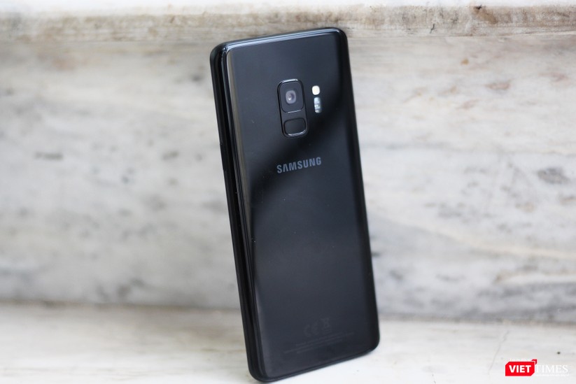 Trên tay chiếc Galaxy S9 xuất hiện tại Việt Nam ảnh 2