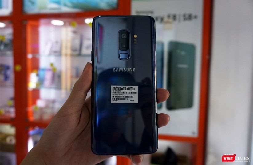 Mở hộp Galaxy S9+ phiên bản 256 GB duy nhất tại Việt Nam ảnh 3