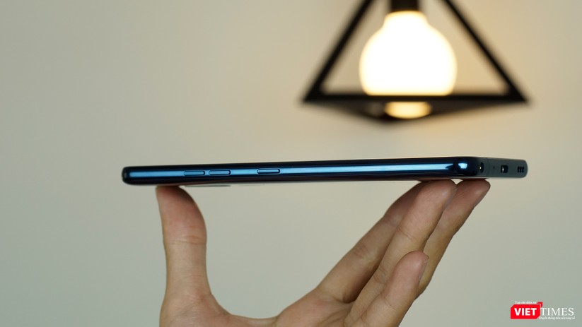 Trên tay LG G7+ “Thin Q” hàng xách tay về Việt Nam giá 18,9 triệu ảnh 7