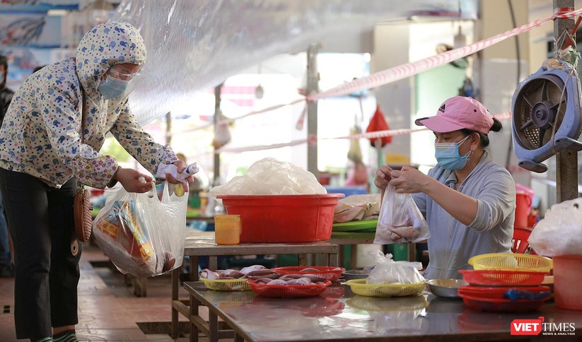 Đà Nẵng chính thức cho chợ truyền thống mở cửa trở lại phục vụ người dân ảnh 3