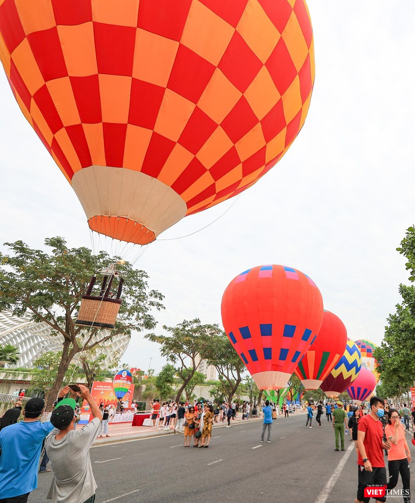 Đà Nẵng “chiêu đãi” du khách bằng lễ hội khinh khí cầu đặc sắc ảnh 12