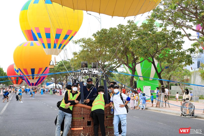 Đà Nẵng “chiêu đãi” du khách bằng lễ hội khinh khí cầu đặc sắc ảnh 14