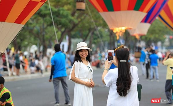 Đà Nẵng “chiêu đãi” du khách bằng lễ hội khinh khí cầu đặc sắc ảnh 17