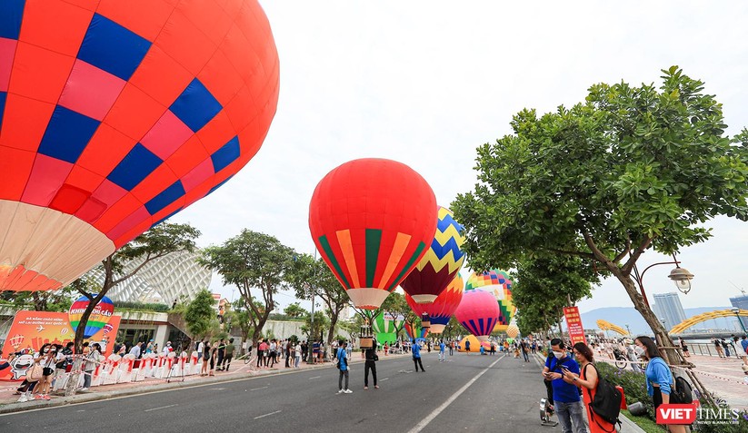 Đà Nẵng “chiêu đãi” du khách bằng lễ hội khinh khí cầu đặc sắc ảnh 8