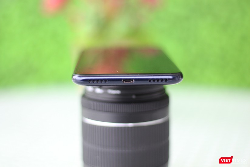 Trên tay ASUS Zenfone Max Plus: “khủng long” tầm trung ảnh 12