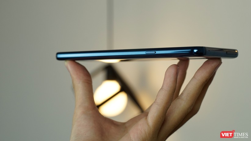 Trên tay LG G7+ “Thin Q” hàng xách tay về Việt Nam giá 18,9 triệu ảnh 9
