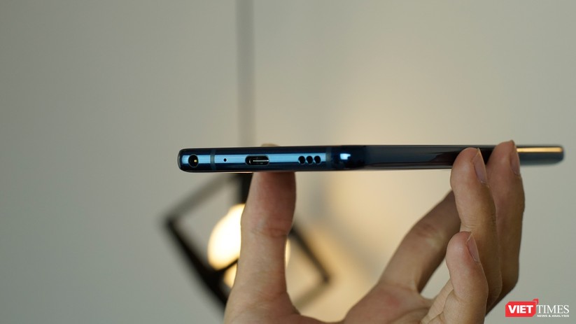Trên tay LG G7+ “Thin Q” hàng xách tay về Việt Nam giá 18,9 triệu ảnh 8