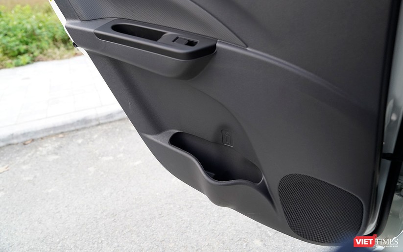 Suzuki Celerio 1.0 CVT: Nhỏ mà vẫn rộng, lái thì khó chê ảnh 14