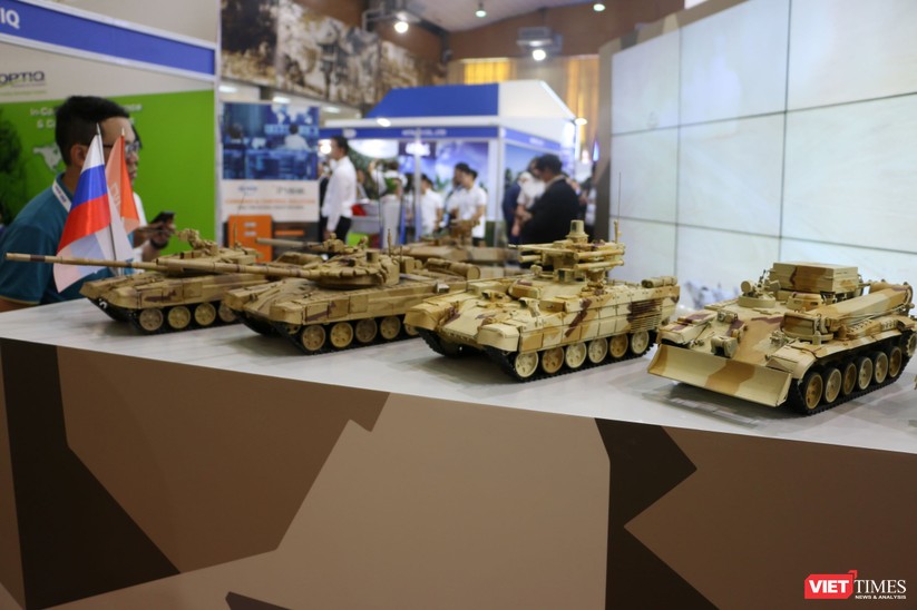 Chiêm ngưỡng hàng trăm trang thiết bị quân sự hiện đại xuất hiện tại Triển lãm Quốc tế về Quốc phòng và An ninh Việt Nam 2019 ảnh 15