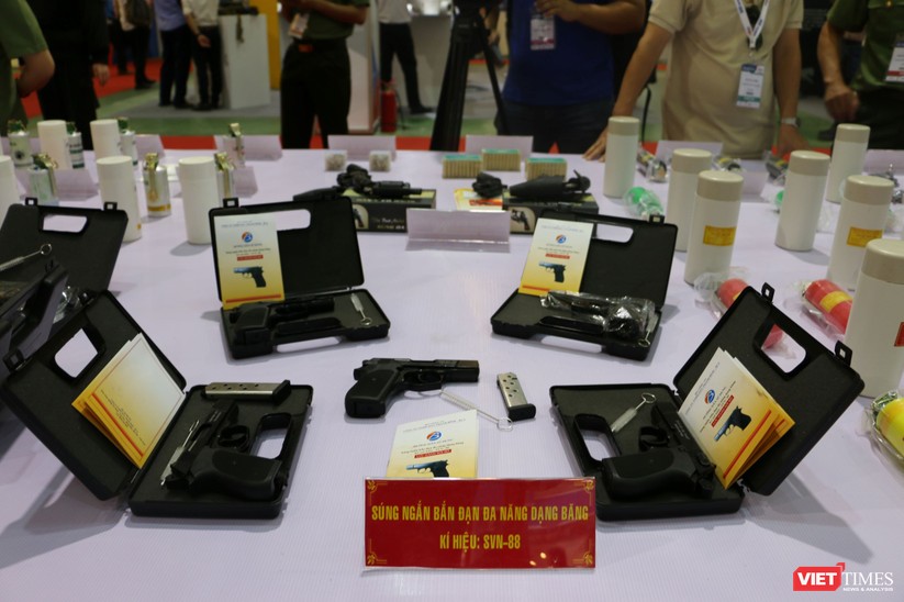Chiêm ngưỡng hàng trăm trang thiết bị quân sự hiện đại xuất hiện tại Triển lãm Quốc tế về Quốc phòng và An ninh Việt Nam 2019 ảnh 22