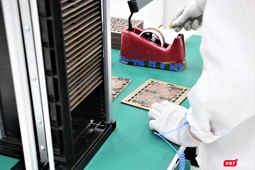 Khám phá nhà máy sản xuất thiết bị điện tử thông minh Vsmart ảnh 13