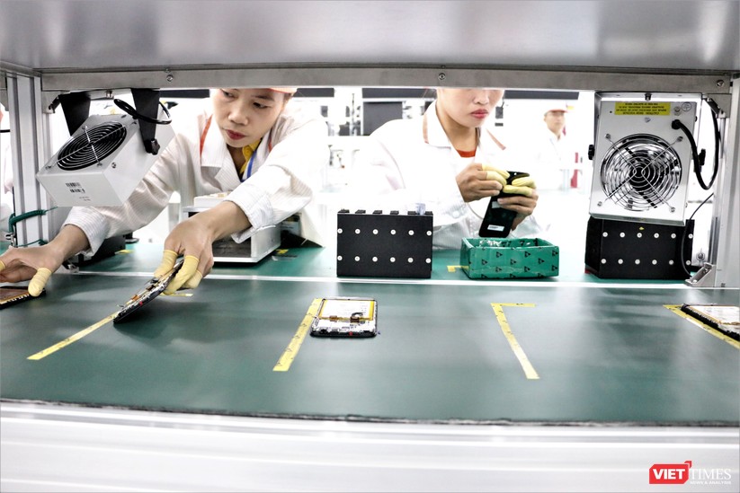 Khám phá nhà máy sản xuất thiết bị điện tử thông minh Vsmart ảnh 20