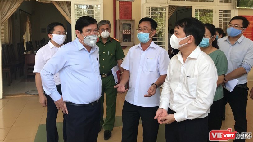 Chủ tịch UBND TP.HCM Nguyễn Thành Phong chỉ đạo các quận phòng, chống dịch 