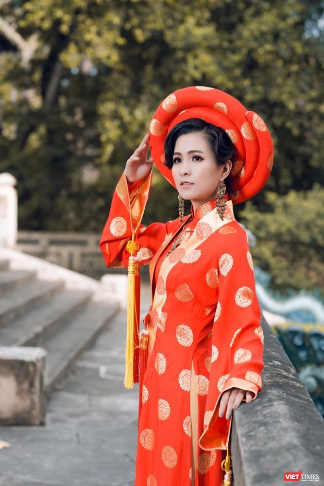 Diễn viên điện ảnh Thùy Trang lộng lẫy, bí ẩn, đầy thần thái ảnh 2