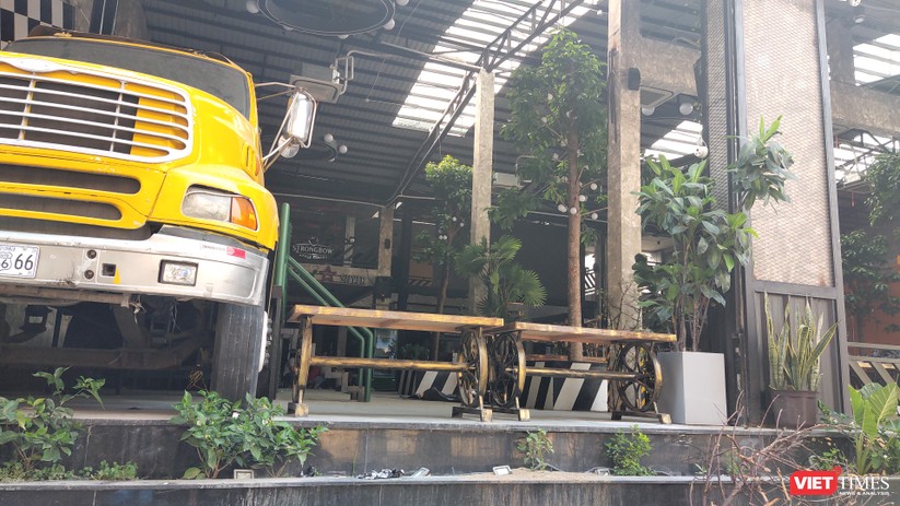 Nhà hàng bia trên phố Nguyễn Trãi quận 1 đang phải đóng cửa chưa thể mở lại 