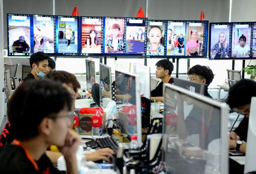 Xu hướng livestream bán hàng tỉ USD của Trung Quốc bị biến chất ảnh 3