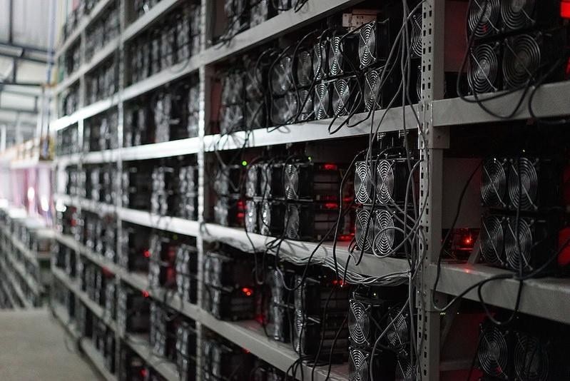 Niềm vui và nỗi buồn của thợ đào Bitcoin tại Trung Quốc ảnh 3