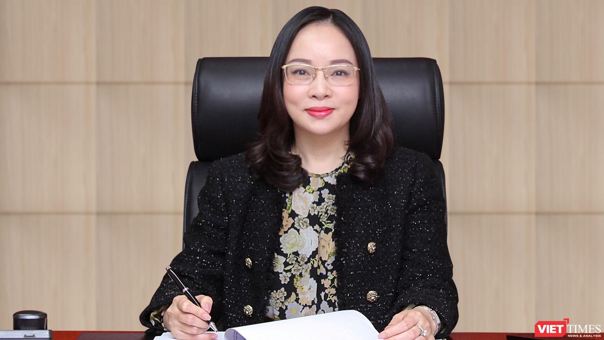 Bà Hoàng Thị Bảo Hương - Phó Tổng Biên tập báo VietnamNet.