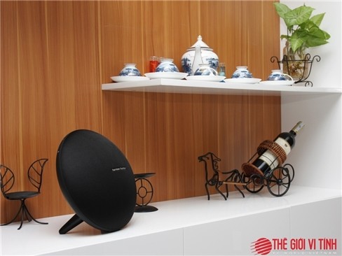 Cận cảnh loa Harman Kardon Onyx Studio 3 ảnh 3