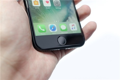 Video: "Soi" cận cảnh iPhone 7 và iPhone 7 Plus ảnh 3