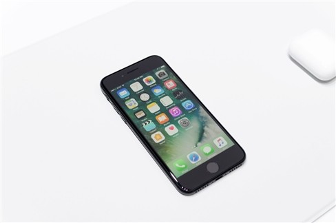 Video: "Soi" cận cảnh iPhone 7 và iPhone 7 Plus ảnh 13