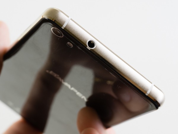 Cận cảnh smartphone Bavapen B525 giá dưới 2 triệu đồng ảnh 10