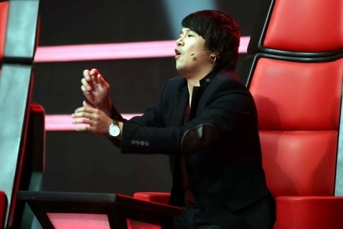 ‘Nóng’ chuyện giám khảo Vietnam Idol và Giọng hát Việt ảnh 2