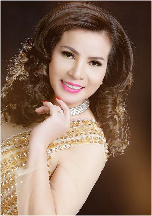 Sự thật bất ngờ chuyện người đẹp Việt đầu tiên đi thi quốc tế ảnh 1