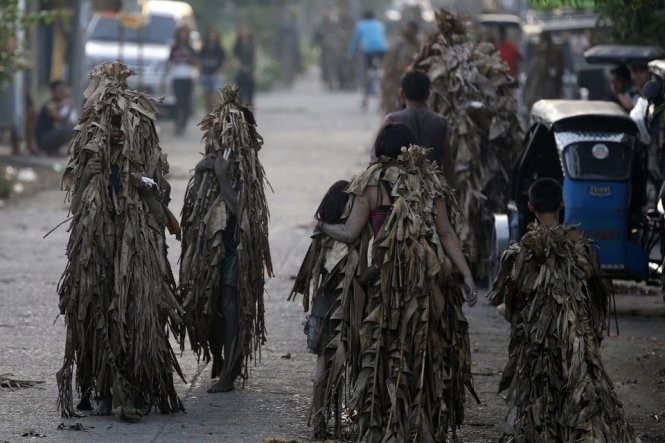 Độc đáo lễ hội “người bùn” ở Philippines ảnh 3