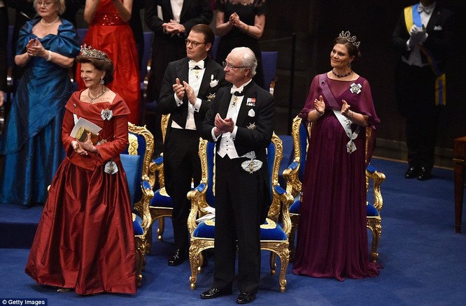 Lộng lẫy tiệc tối Nobel 2015 với 1.300 khách mời siêu VIP ảnh 14