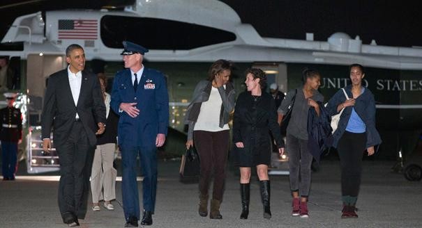 Gia đình tổng thống Obama chi bao nhiêu tiền cho kỳ nghỉ Noel? ảnh 3