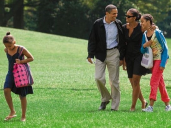 Gia đình tổng thống Obama chi bao nhiêu tiền cho kỳ nghỉ Noel? ảnh 1