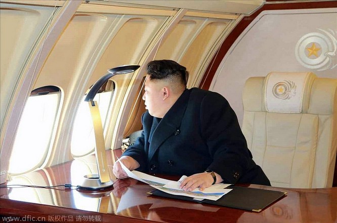 Obama làm đầu bếp, Kim Jong Un đáp chuyên cơ thị sát, bà Merkel chụp ảnh selfie ảnh 4