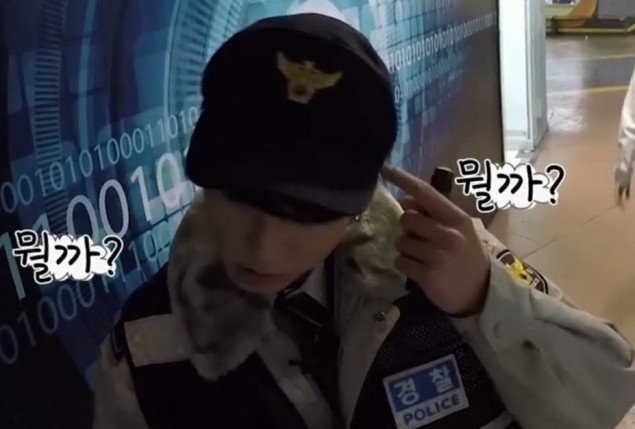 Cộng đồng mạng phát cuồng với thói quen siêu đáng yêu của "chàng thỏ" Jungkook ảnh 1