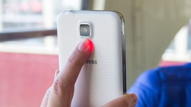 Nhìn lại lịch sử 8 năm thăng trầm của dòng Galaxy S ảnh 5