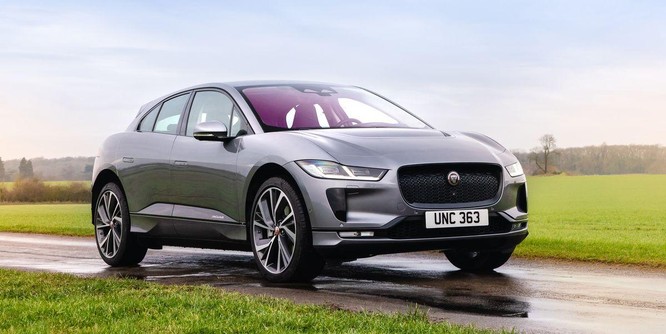 Các hãng xe hơi hạng sang như Porsche và Jaguar gặp khó khi sản xuất xe điện ảnh 4