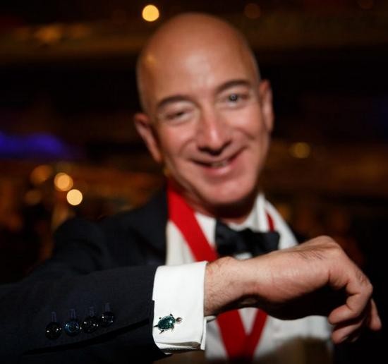 "Drama" giữa hai ông trùm không gian Jeff Bezos - Elon Musk ngày càng kịch tính ảnh 5