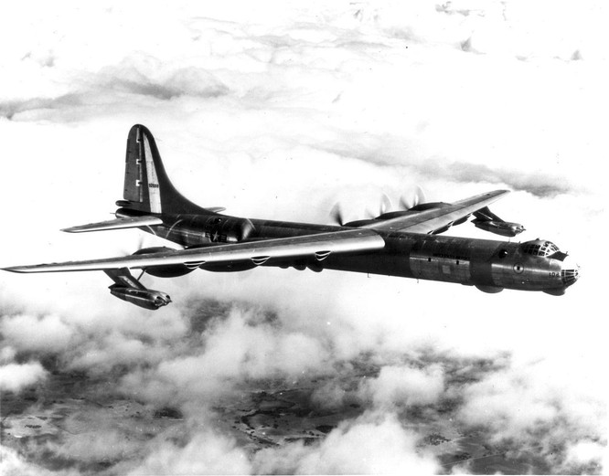 Hồ sơ vũ khí: Không phải B-52 Stratofortress, đây mới là chiếc máy bay ném bom lớn nhất thế giới! ảnh 7