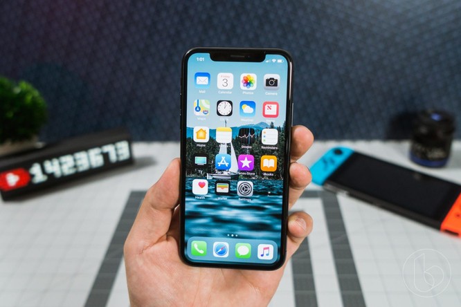 iPad Pro và iPhone X đoạt giải “Màn hình của năm” ảnh 2