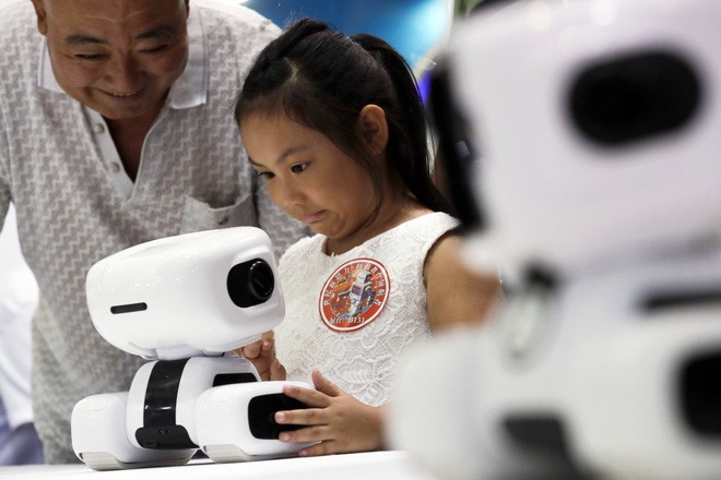 Toàn cảnh Hội nghị Robot Thế giới 2017: Xuất hiện công nghệ điều khiển drone bằng sóng não ảnh 4