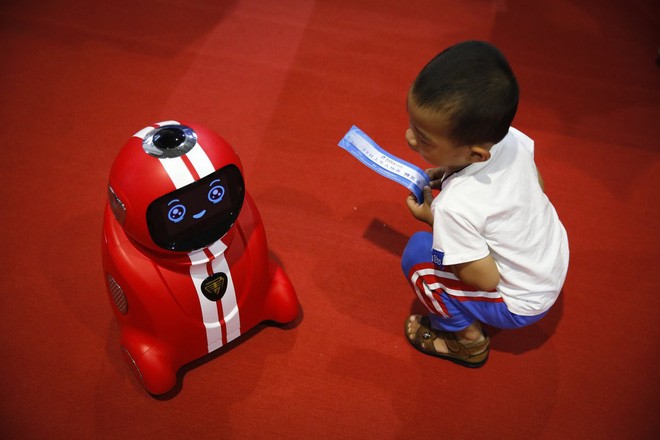 Toàn cảnh Hội nghị Robot Thế giới 2017: Xuất hiện công nghệ điều khiển drone bằng sóng não ảnh 5