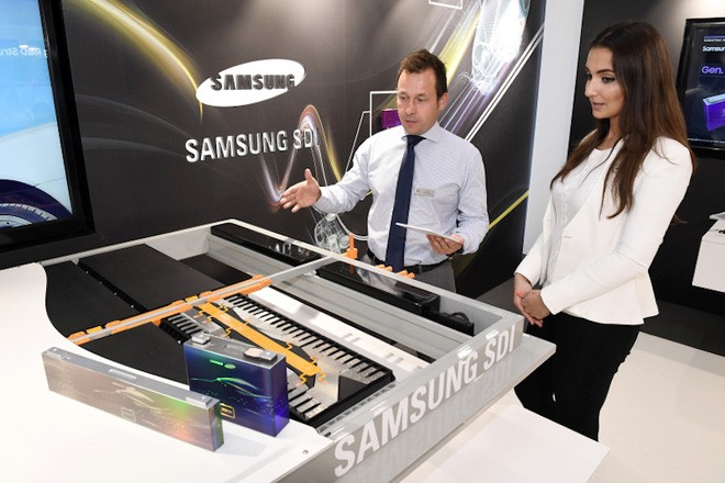 Tuyên chiến với Tesla, Samsung ra mắt pin mới cho ô-tô điện: Đi từ Hà Nội đến Huế chỉ với một lần sạc - Ảnh 1. Tuyên chiến với Tesla, Samsung ra mắt pin mới cho ô-tô điện: Đi từ Hà Nội đến Huế chỉ với một lần sạc - Ảnh 1.