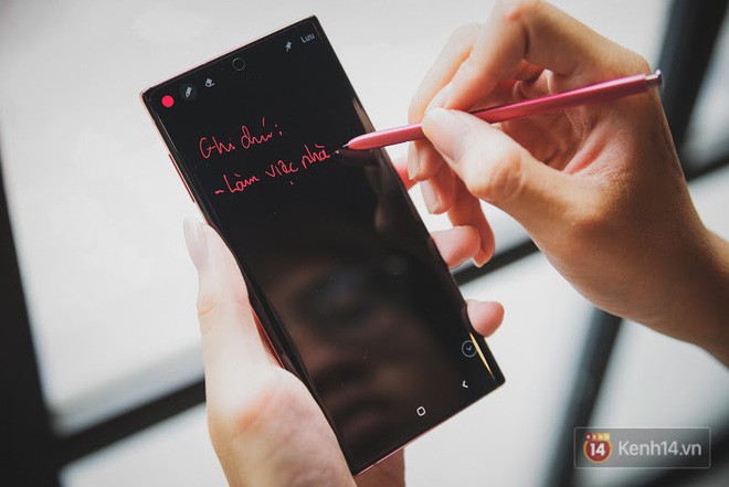 Điểm qua một vài tính năng thay thế laptop trên Galaxy Note10 mà bạn có thể thử ngay - Ảnh 2. Điểm qua một vài tính năng thay thế laptop trên Galaxy Note10 mà bạn có thể thử ngay - Ảnh 2.