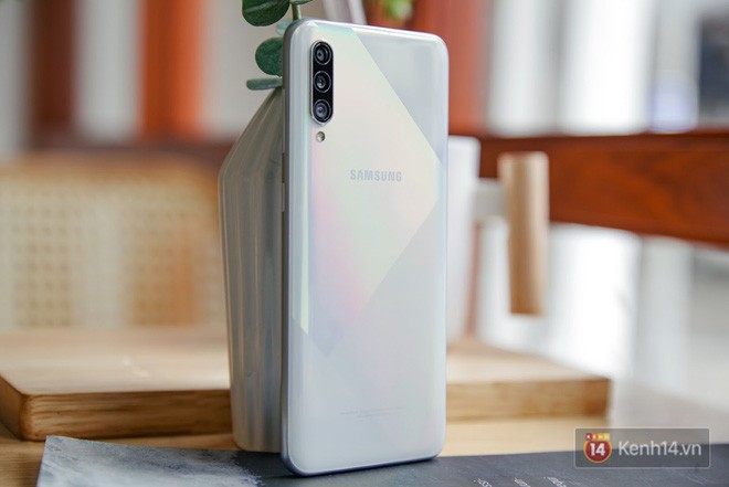 Đánh giá tổng thể Galaxy A50s: Nâng cấp nhỏ - thay đổi lớn - Ảnh 2. Đánh giá tổng thể Galaxy A50s: Nâng cấp nhỏ - thay đổi lớn - Ảnh 2.