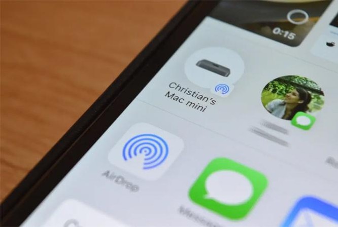Lỗ hổng AirDrop có thể ảnh hưởng đến 1,5 tỷ thiết bị Apple ảnh 1