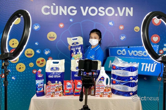 Bưu chính livestream bán thực phẩm, hàng thiết yếu cho người dân các vùng dịch ảnh 3