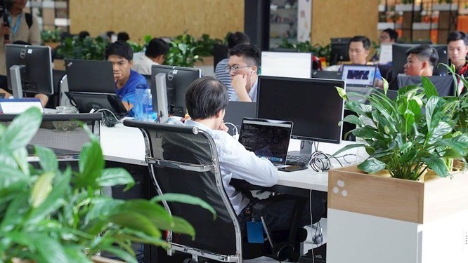 Vì sao tốc độ chuyển đổi số của doanh nghiệp Việt chậm hơn nước khác? ảnh 1